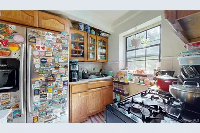 144-15 78th Road #2D, Kew Gardens, NY 11367 - Photo 2
