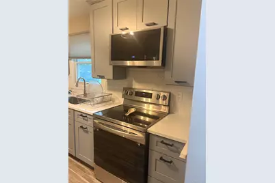 18 Robin Hill Drive, Poughkeepsie, NY 12603 - Photo 8