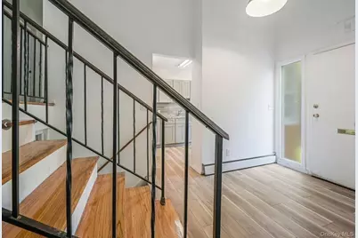 210 Michigan Avenue, Port Jefferson, NY 11777 - Photo 2