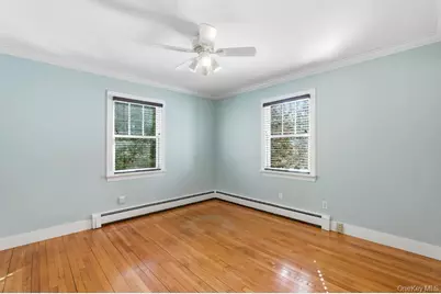19 Howell Place, Speonk, NY 11972 - Photo 10
