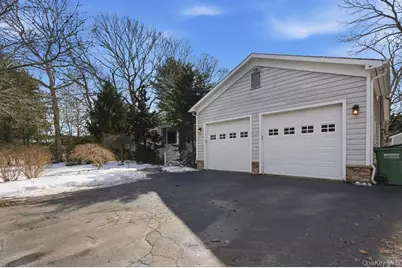 19 Howell Place, Speonk, NY 11972 - Photo 2