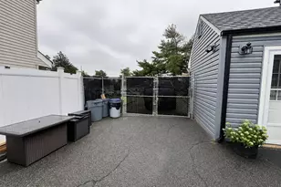 107 Azalea Rd, Levittown, NY 11756 - Photo 18