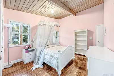 10 Highwood Road, East Norwich, NY 11732 - Photo 10