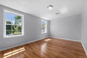 9-11 Hicksville Rd, Far Rockaway, NY 11691 - Photo 8