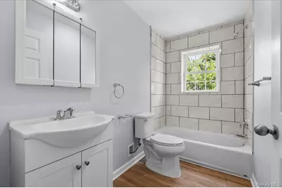 911 Hicksville Road, Far Rockaway, NY 11691 - Photo 10