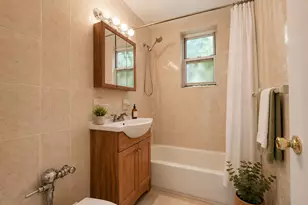 34-25 150th Pl, Flushing, NY 11354 - Photo 8