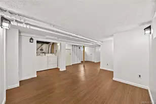 425 Marcellus Rd, Mineola, NY 11501 - Photo 14