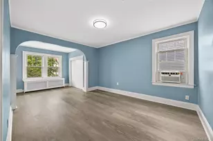 425 Marcellus Rd, Mineola, NY 11501 - Photo 8