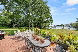 110 Elder Rd, Islip, NY 11751 - Photo 20