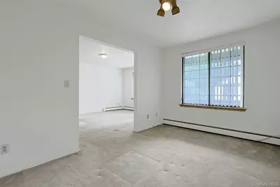 16 Foxwood Drive #8, Pleasantville, NY 10570 - Photo 10