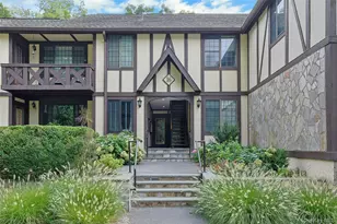 16 Foxwood Dr, Pleasantville, NY 10570 - Photo 2