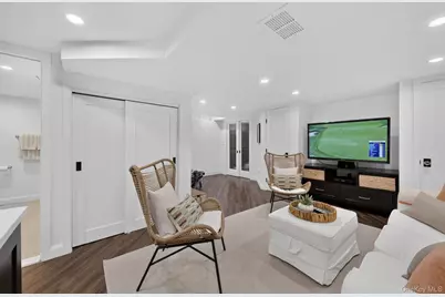 14 S Longfellow Street, Hartsdale, NY 10530 - Photo 26