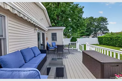 154 Park Lane, Massapequa, NY 11758 - Photo 26