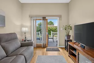 154 Park Ln, Massapequa, NY 11758 - Photo 12
