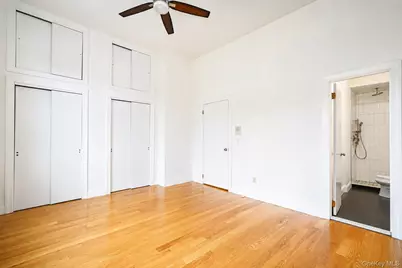 16 Fox Hunt Court, New York, NY 10301 - Photo 28