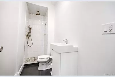 16 Fox Hunt Court, New York, NY 10301 - Photo 30