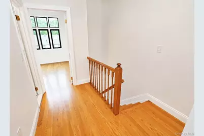 16 Fox Hunt Court, New York, NY 10301 - Photo 20