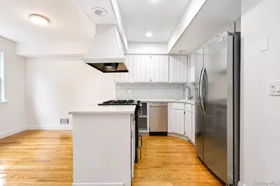 16 Fox Hunt Court, New York, NY 10301 - Photo 14