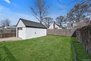 1568 Madison St, Elmont, NY 11003 - Photo 22
