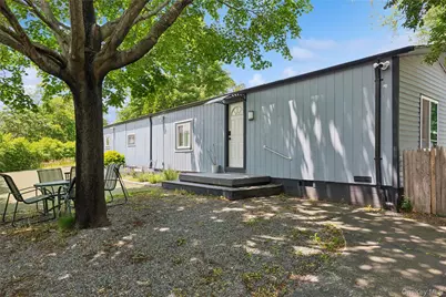 8 North Railroad Avenue, Jamesport, NY 11901 - Photo 20