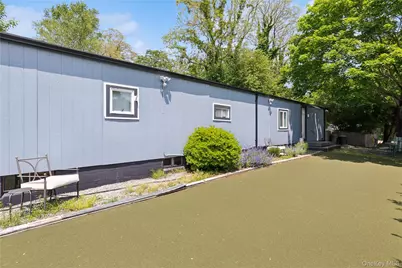8 North Railroad Avenue, Jamesport, NY 11901 - Photo 26