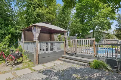 8 North Railroad Avenue, Jamesport, NY 11901 - Photo 34