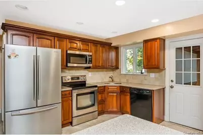 373 Nicolls Road, Deer Park, NY 11729 - Photo 8