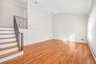 70 Prairie Ln, Lindenhurst, NY 11757 - Photo 6
