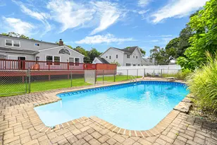 616 Pat Dr, West Islip, NY 11795 - Photo 40
