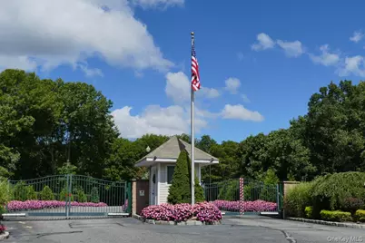 4 Sunflower Ridge Road, South Setauket, NY 11720 - Photo 34
