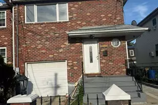 137-31 167th St, Jamaica, NY 11434 - Photo 1