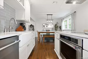 1798 Hannington Ave, Wantagh, NY 11793 - Photo 16