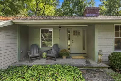 4 Douglas Drive, Katonah, NY 10536 - Photo 2