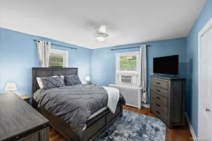 22 Maple Dr, Amityville, NY 11701 - Photo 22