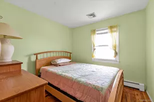 14 Edwards Pl, Valley Stream, NY 11580 - Photo 12