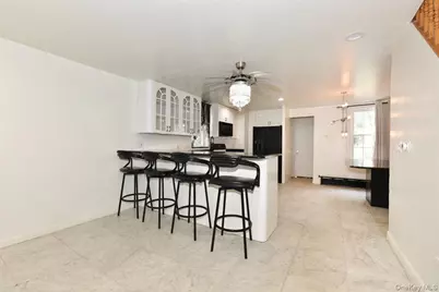 119-26 Inwood Street, Jamaica, NY 11436 - Photo 4