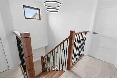 23 Doherty Avenue, Elmont, NY 11003 - Photo 20
