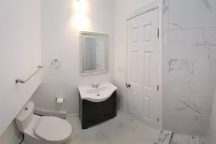 83 Kraemer St, Hicksville, NY 11801 - Photo 6