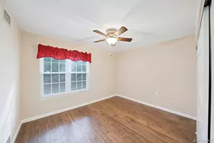 279 Glen Dr, Ridge, NY 11961 - Photo 14