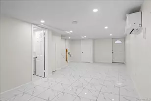 1302 E 223rd St, Bronx, NY 10466 - Photo 18