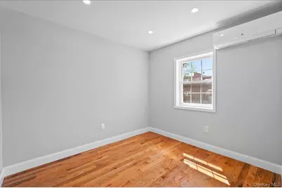 1302 E 223rd Street, Bronx, NY 10466 - Photo 10