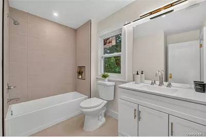 16 Maple Avenue, West Nyack, NY 10994 - Photo 24