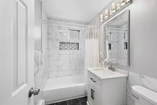 65 Carr Ln, Coram, NY 11727 - Photo 12