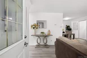 65 Carr Ln, Coram, NY 11727 - Photo 6