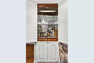 12 Bond Street #4D, Great Neck, NY 11021 - Photo 12