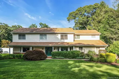 14 Tree Hollow Lane, Dix Hills, NY 11746 - Photo 1