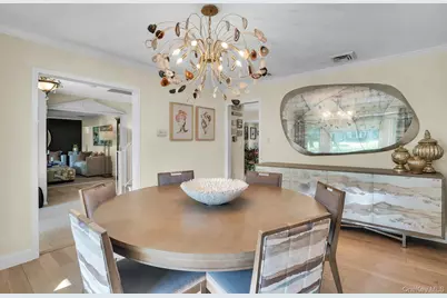 14 Tree Hollow Lane, Dix Hills, NY 11746 - Photo 16