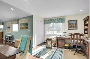 14 Tree Hollow Ln, Dix Hills, NY 11746 - Photo 28