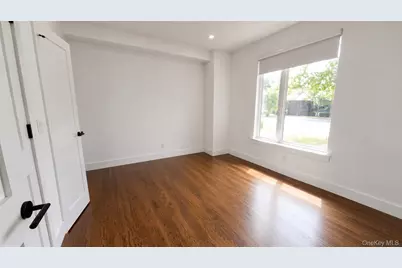 422 E Boston Post Road #101, Mamaroneck, NY 10543 - Photo 4