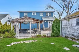 433 S 7th St, Lindenhurst, NY 11757 - Photo 26